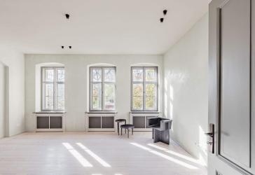 Top-Lage in Berlin-Mitte: Hochwertig sanierte 3-Zimmer-Altbauwohnung mit offener Wohnküche