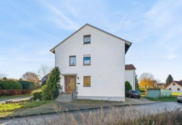 Großzügig, wandelbar, zentral - Ihr Mehrgenerationenhaus oder Investment mit Perspektive