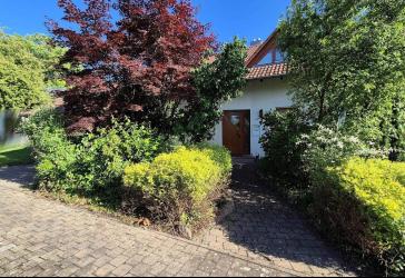 DHH mit Garten, Terrasse und Doppel-Carport in ruhiger Wohnlage von Tettnang-Bürgermoos