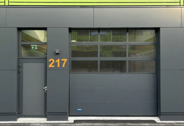 Moderne Gewerbehallen mit Büro Lahr / Schwarzwald - A5