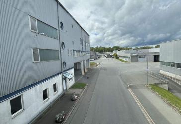 Top Lagerkapazität - Nähe B15 - 16.000m²