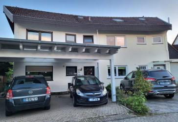 Großzügige und individuelle Doppelhaushälfte in bester Lage von Meckenheim