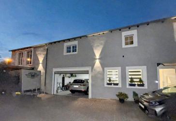 Mehrfamilienhaus in Velbert: Raum für Träume, Visionen und zum Leben