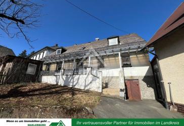 Freiraum für Macher - Renovierungsobjekt in Enchenreuth