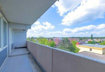 Helle 2,5-Zi. ETW mit Balkon in Erlangen / Wohnung kaufen