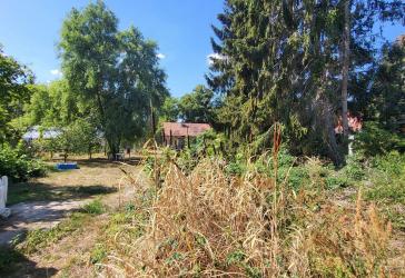 Wohlfühllage: Malerisches Baugrundstück