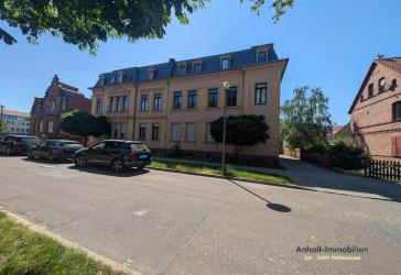 2-Raumwohnung im Erdgeschoss, zentral und doch ruhig gelegen