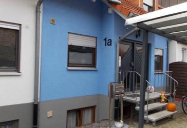 SOFORT BEZUGSFREI! Sehr geräumige lichtdurchflutete 4-Zi- Maisonette-Wohnung inkl. Balkon, Carport