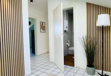 2,5 Zimmer-Dachgeschoss-Wohnung inkl. Dachterrasse in Sindelfingen!