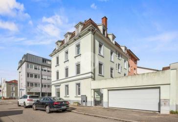 Charmantes MFH mit historischem Flair und vielseitigem Gestaltungspotenzial - kluges Investment