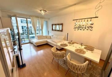 Beste Lage! Top Wohnung inkl. Loggia zzgl. TG-Stellplatz