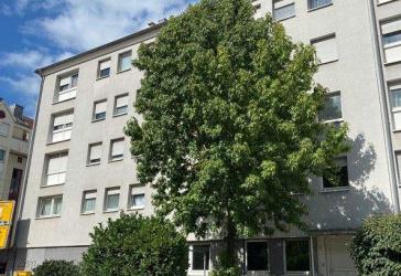 ZENTRAL & SICHTBAR: attraktive Gewerbefläche für Dienstleister mit Kundenkontakt