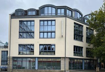 Großzügige Gewerberäume - zentrale Lage mit Tiefgarage