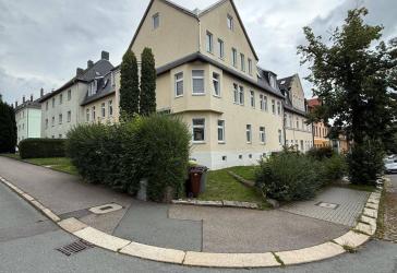 Gemütliche 3-Zimmer mit Laminat, Balkon und Wannenbad in ruhiger Lage
