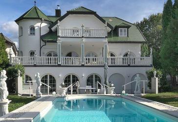 Vorschaubild Villa