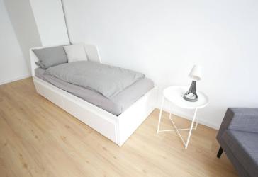 Für Studenten & Praktikanten - Modern möbliertes Zimmer in 2er-WG - UNI-nähe Stuttgart-Büsnau