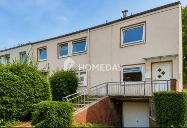 Große 5-Zimmer-Terrassenwohnung, eigener Garten und Garage... Frei lieferbar ab 01.09.!