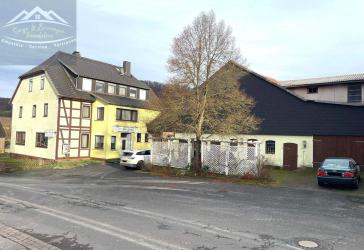 Wohn- und Geschäftshaus/ ehem. Gaststätte in Dassel OT Mackensen