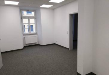 ***BÜRORAUM, SCHULUNGSRAUM ZU VERMIETEN, IN GUTER LAGE VON ANSBACH***