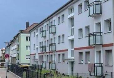 modernisierte 2-Zimmer Wohnung mit Balkon