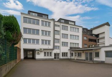 Saniertes Mehrfamilienhaus mit 5,93 % Rendite
