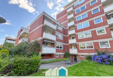 Möblierte 2,5-Zimmer-Wohnung mit Balkon in Toplage von Pinneberg!