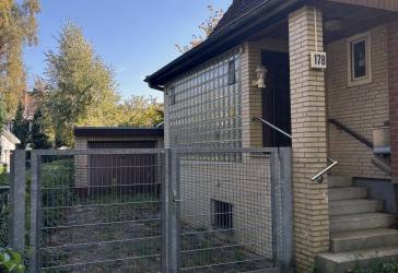 Baugrundstück in begehrter Lage mit Altbestand zum Abriss