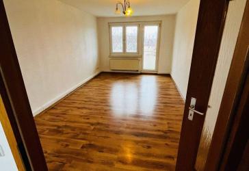 **Besichtigung am Mi., 03.06.26 um 18:30 Uhr** Schöne Wohnung mit Balkon nahe Marienberg!
