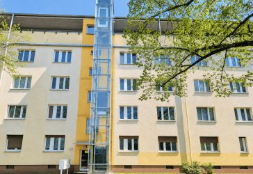 Kapitalanlage in Berlin-Mariendorf: Vermietete 2-Zimmer-Wohnung mit Balkon und Stellplatz