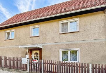 Reizvolles Einfamilienhaus mit Modernisierungspotential und schönem Grundstück in Gnandstein