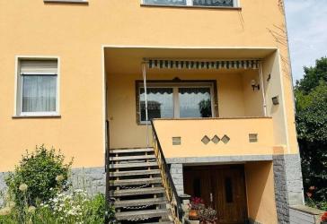 Tolle Doppelhaushälfte mit Tiefgarage, Loggia und Terrasse in Knautnaundorf Leipzig zu verkaufen.