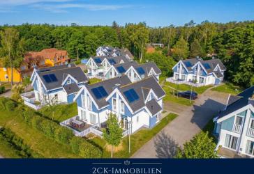 Ferienhaus an der Ostsee (78 m²): Kurzer Weg zum Strand, Boddenblick, Sauna, Whirlpool & Kamin!