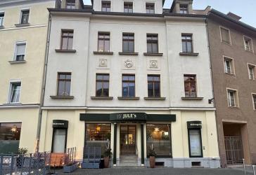 **Reserviert** Gepflegtes Wohn-/Geschäftshaus in top Lage mit hohem Entwicklungspotential