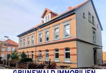 Großzügiges Doppelhaus-Ensemble mit Gartenidylle – stilvolles Wohnen in Eisenberg!