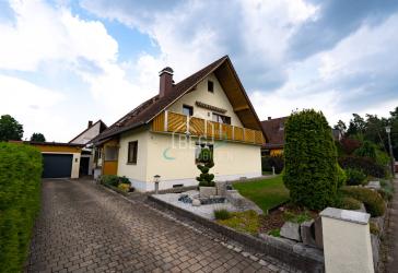 Vorschaubild Mehrfamilienhaus