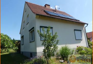 Wohnhaus mit Nebengebäude, Garage, großes Grundstück in Schlüchtern-Herolz