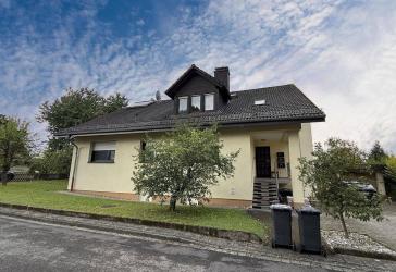 Herrliches 1-2 Familienhaus in beliebter Lage von Baunatal