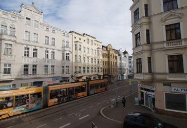 Wir renovieren für Sie! Helle Gewerbefläche (Büro, Praxis), 4 Räume, ca. 110m² in Stadtfeld-Ost!