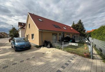 Vorschaubild Reihenendhaus