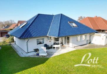 +++ Großzügiger Bungalow mit Garage in familienfreundlicher Wohnlage in Augustfehn! +++