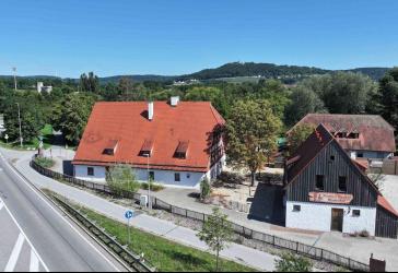 Historischer Gasthof mit eigener Brauerei und Biergarten