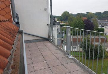 Wohnen über den Dächern Zwickaus mit großem Balkon