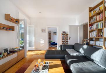 Tegel pur: Altbaucharme, Wintergarten, Terrasse und eigener Garten - sofort bezugsfrei