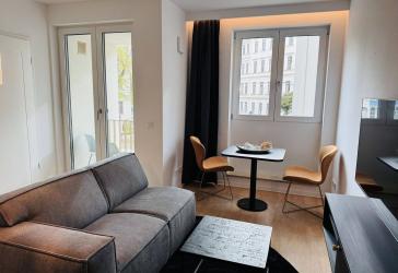 ***LUXURIÖSES WOHNEN IN MÖBLIERTEN APARTMENTS~LOGGIA~STELLPLATZ***