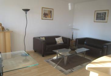 Eschborn, möblierte 2 Zimmer Wohnung mit Balkon Lüb5.8