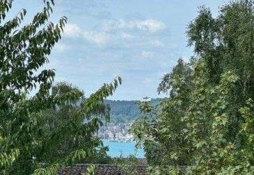Großzügige 4 Zimmer Wohnung in ruhiger, sonniger Lage an der östlichen Peripherie von Überlingen !