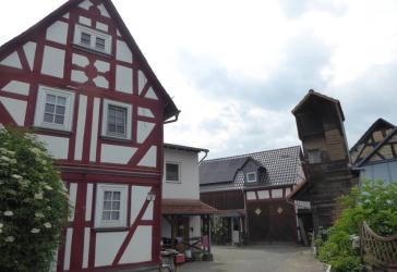 Vorschaubild Mehrfamilienhaus