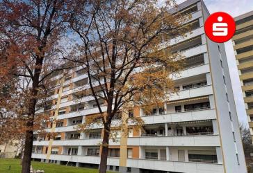 Großzügige 4-Zimmer-Wohnung mit großer West-Loggia