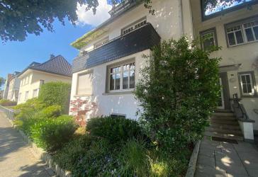 Bezugsbereit ab April! Ein- bis Zweifamilienhaus mit großem Grundstück in bester Innenstadtlage