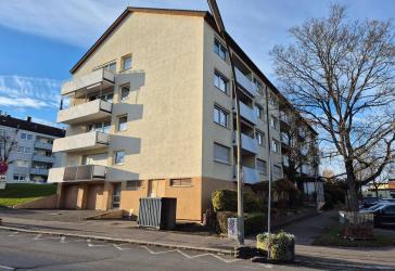 3,5 Zimmer-Wohnung mit Außenstellplatz in S-Bahn-Nähe auf dem Goldberg!